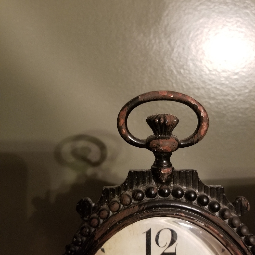 Clock - Picture 7 of 7